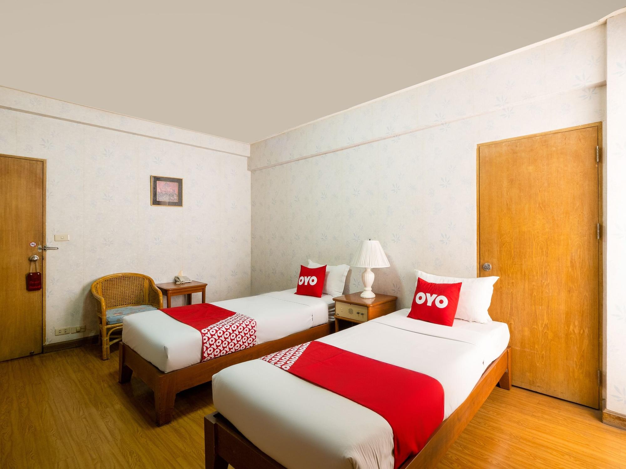 12Pm Bangkok Otel Dış mekan fotoğraf