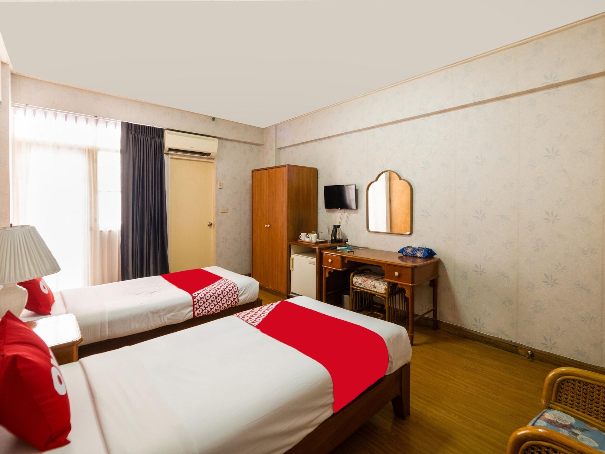12Pm Bangkok Otel Dış mekan fotoğraf
