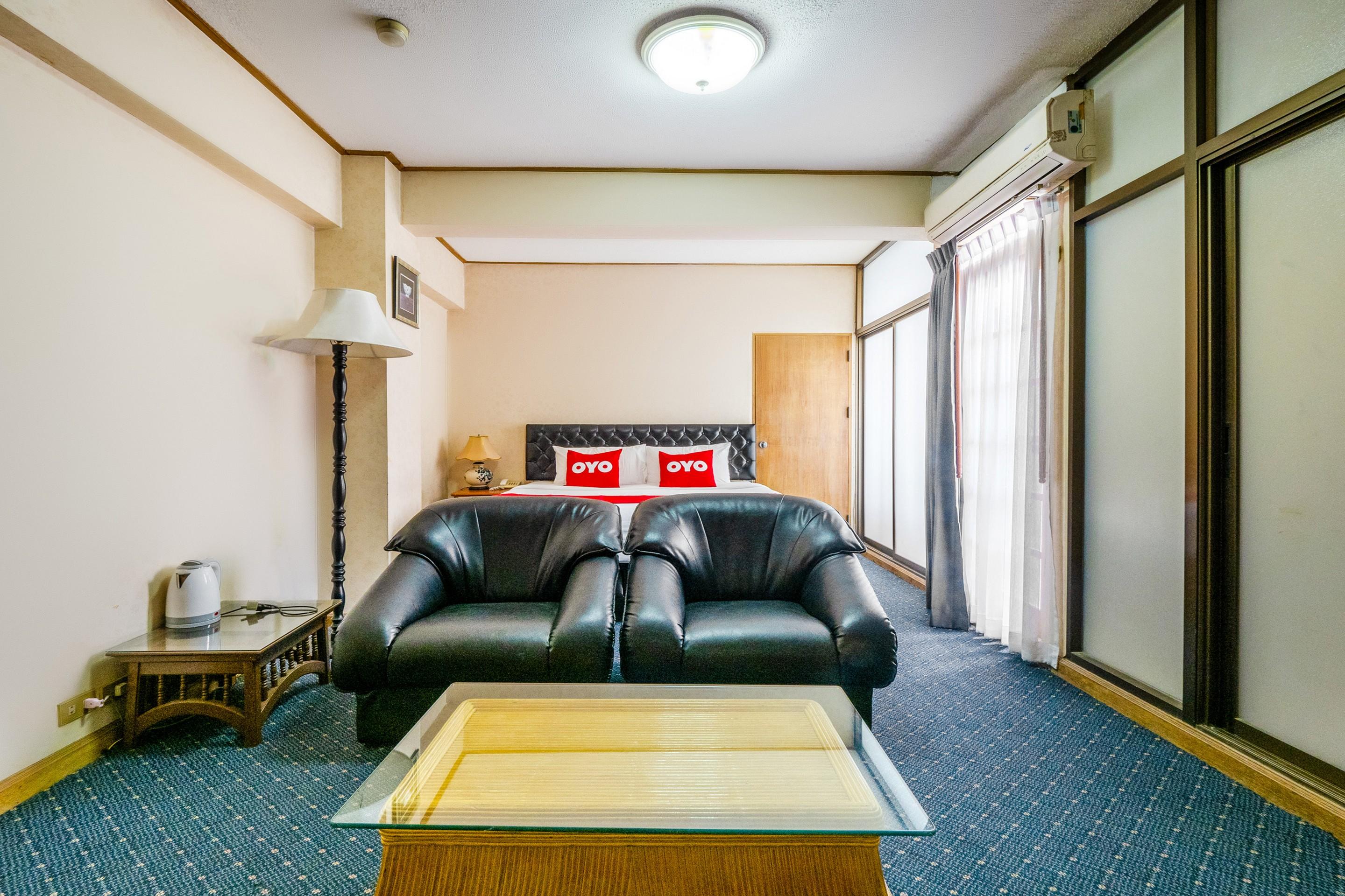 12Pm Bangkok Otel Dış mekan fotoğraf