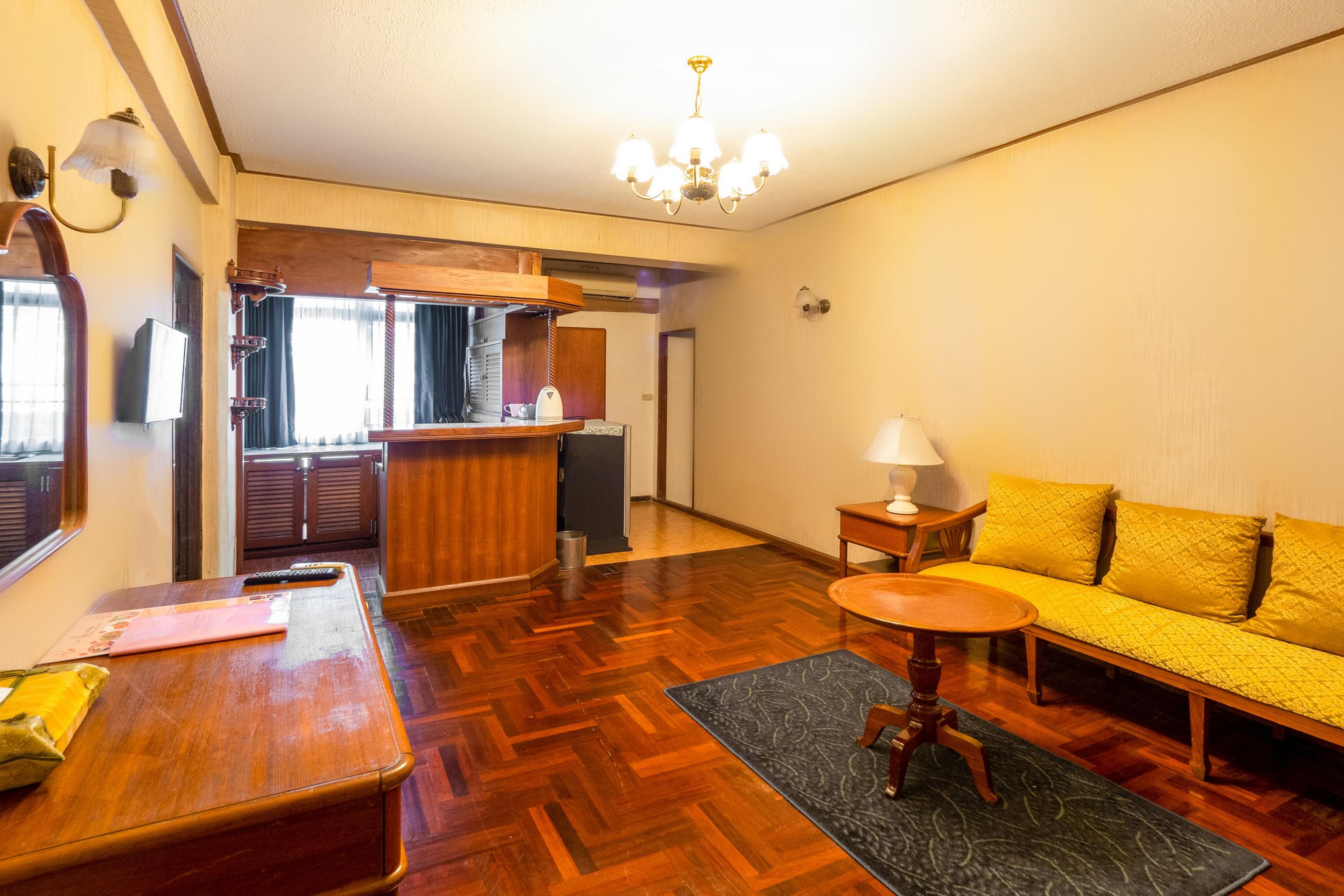 12Pm Bangkok Otel Dış mekan fotoğraf