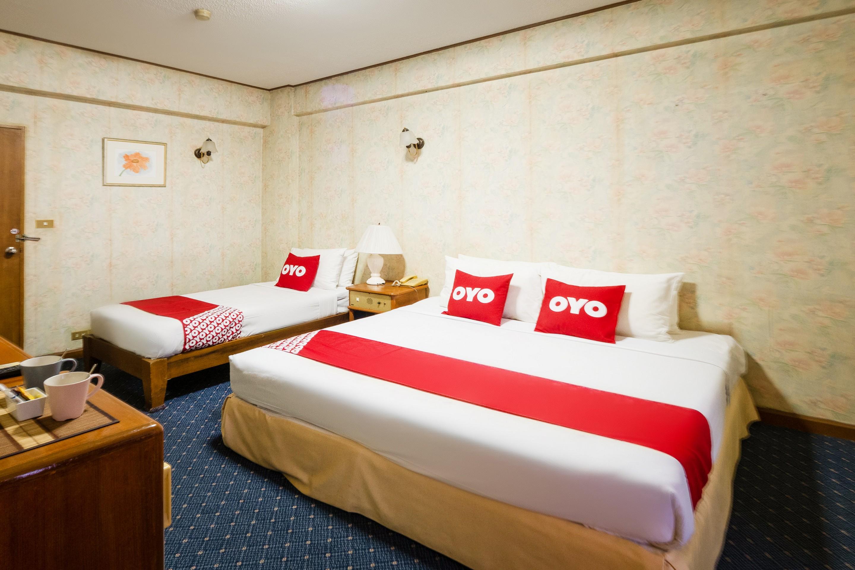 12Pm Bangkok Otel Dış mekan fotoğraf