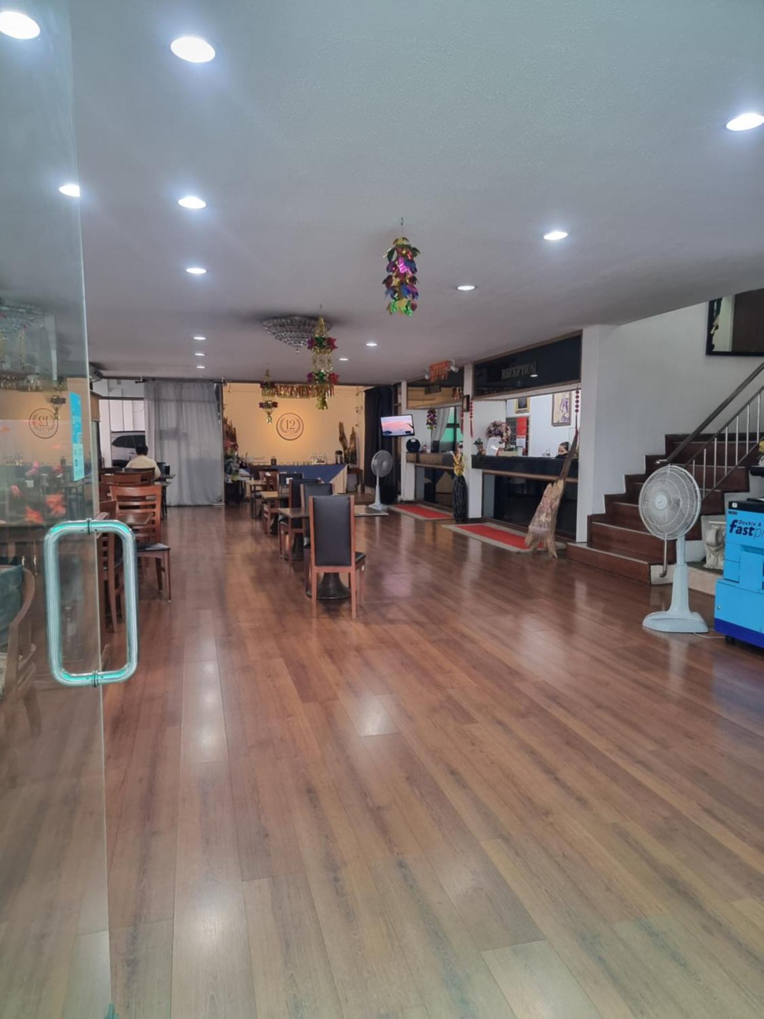 12Pm Bangkok Otel Dış mekan fotoğraf